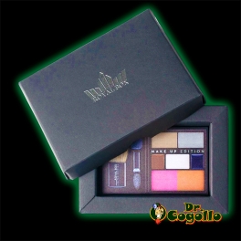 ROYAL BOX MAKE-UP