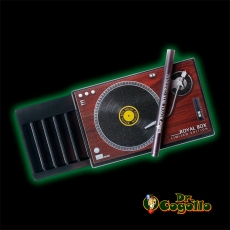ROYAL BOX RECORD PLAYER