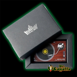 ROYAL BOX RECORD PLAYER